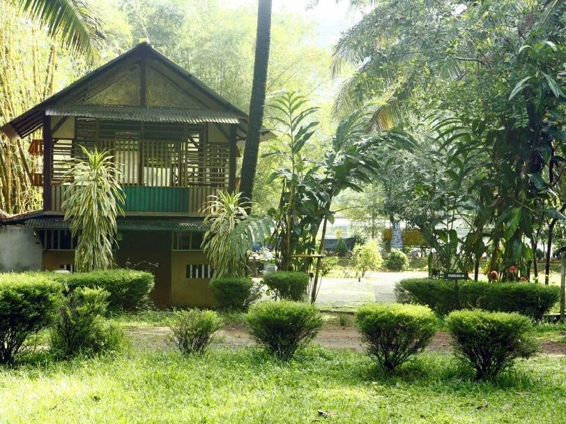 Soma Birds Lagoon Hotel Kotamangalam Екстериор снимка