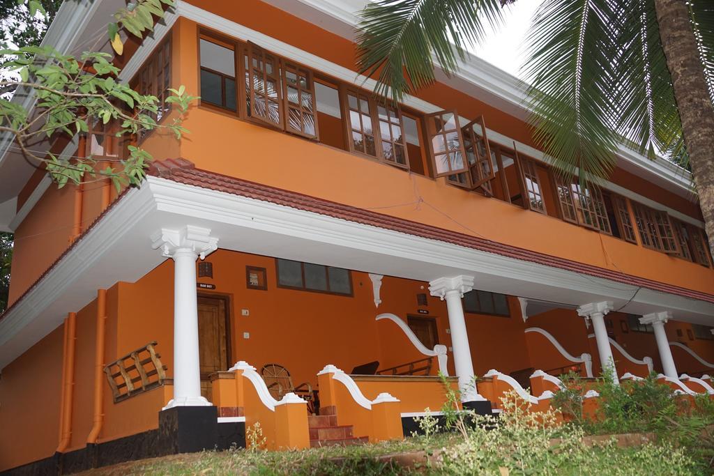 Soma Birds Lagoon Hotel Kotamangalam Екстериор снимка
